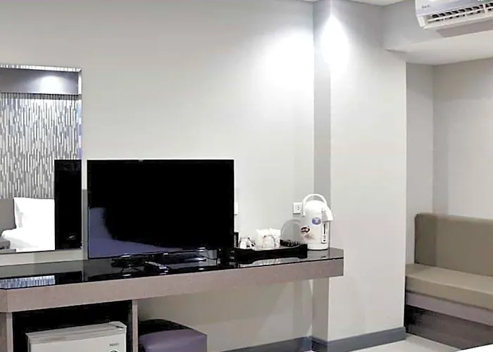 C Bangna Hotel 3*